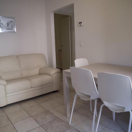 Condominio Belletti Lignano Sabbiadoro Esterno foto