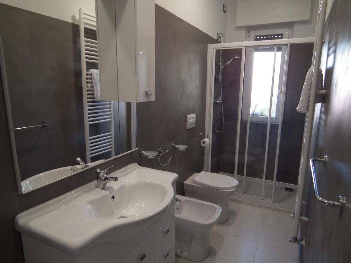 Condominio Belletti Lignano Sabbiadoro Esterno foto