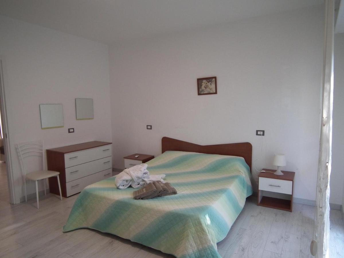 Condominio Belletti Lignano Sabbiadoro Esterno foto