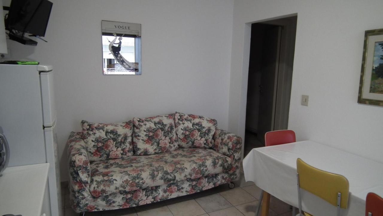 Condominio Belletti Lignano Sabbiadoro Esterno foto