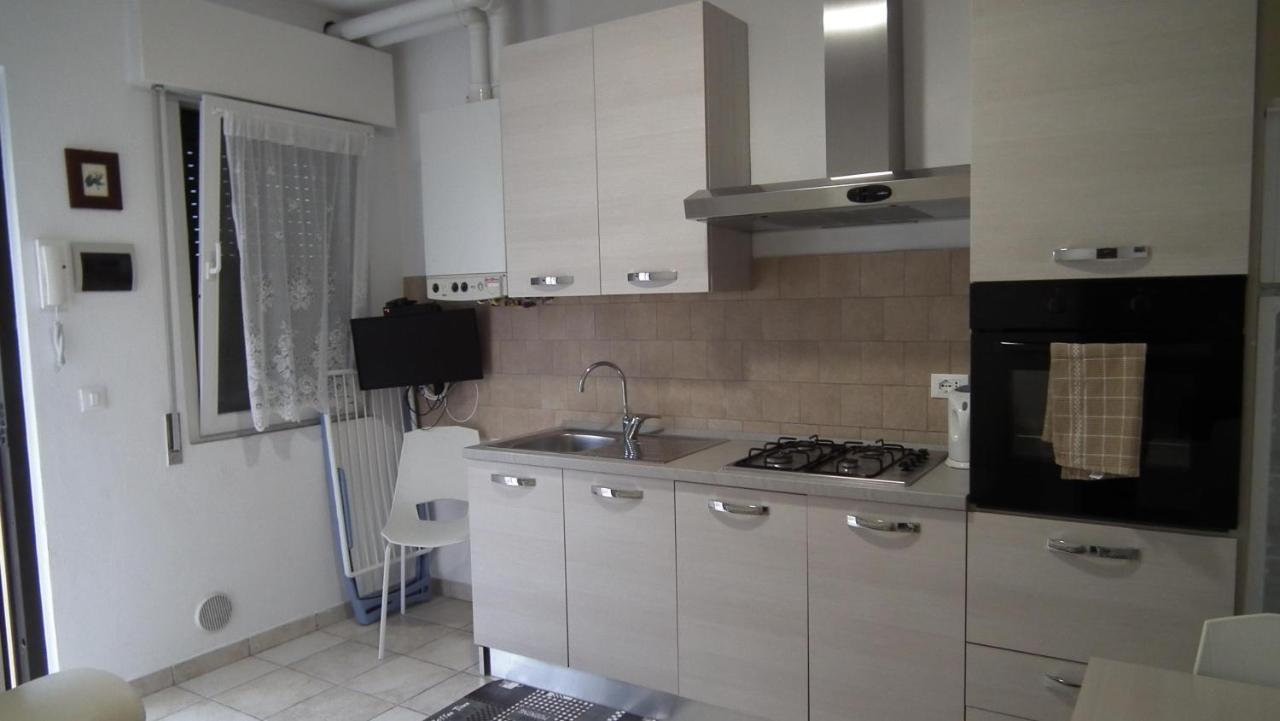 Condominio Belletti Lignano Sabbiadoro Esterno foto